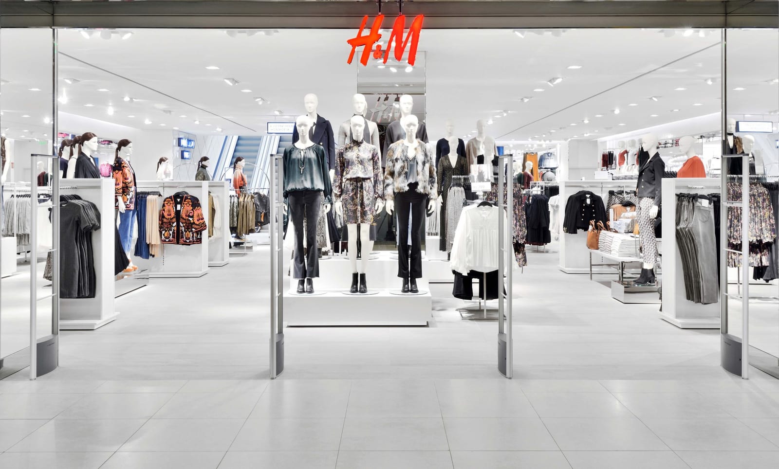 Hình minh họa: Danh sách chuỗi thời trang nên mua ở Nhật